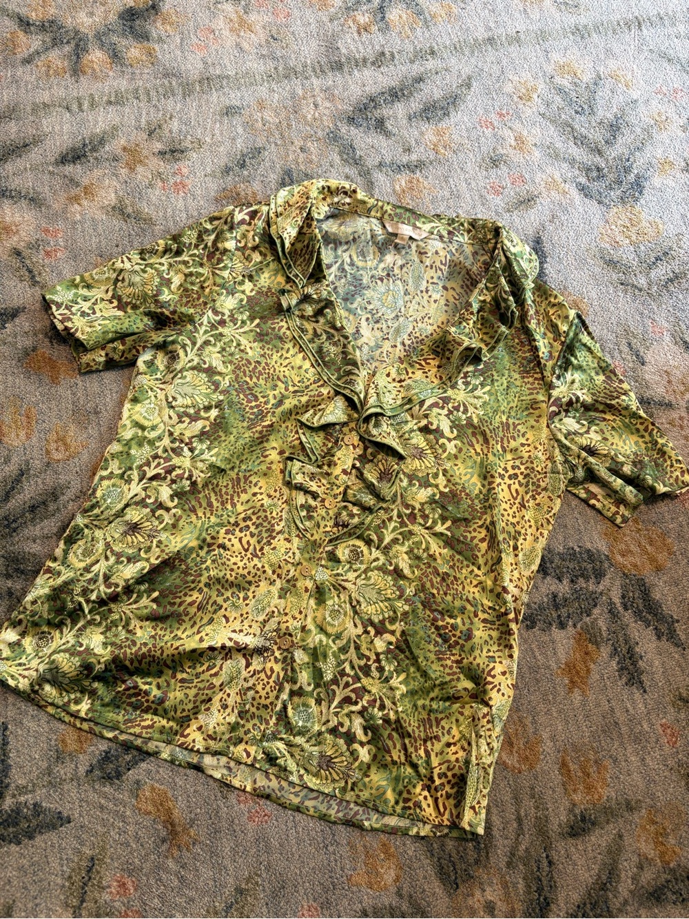 ST. JOHN COUTURE Silk Blouse With Ruffles Size 8